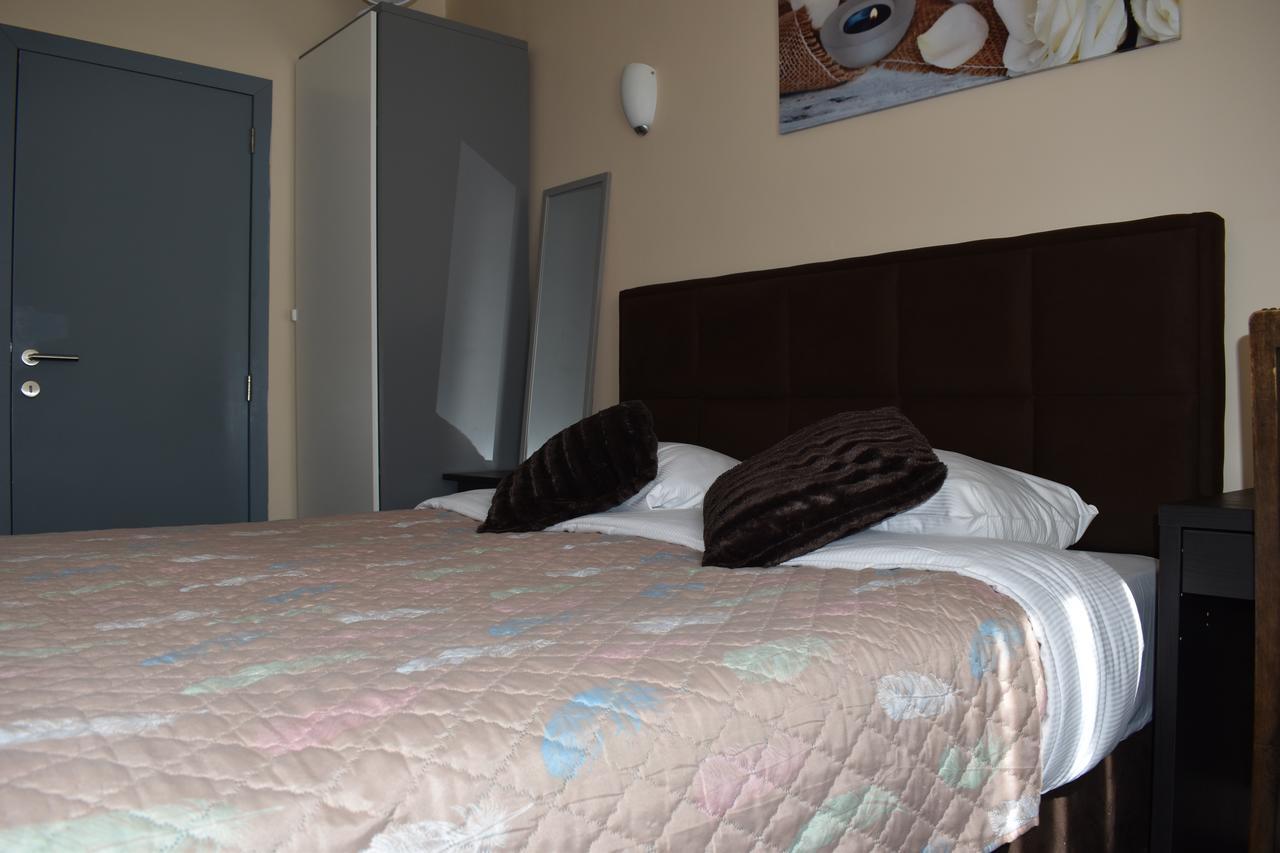 Hotel Meribel Saint-Josse-ten-Noode Екстер'єр фото
